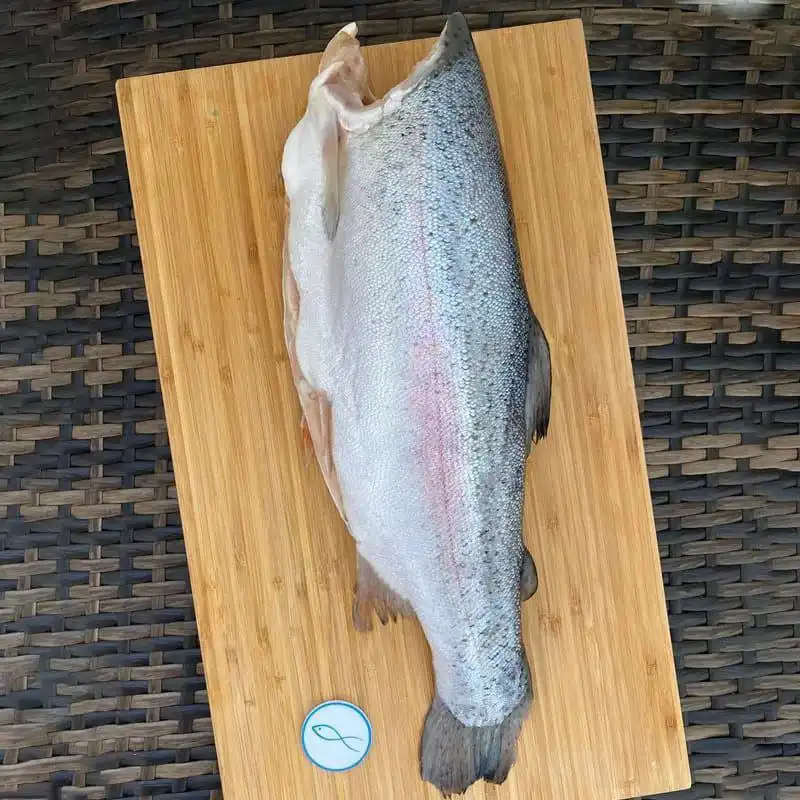 Продажа замороженной рыбы и сырных палочек в Екатеринбурге