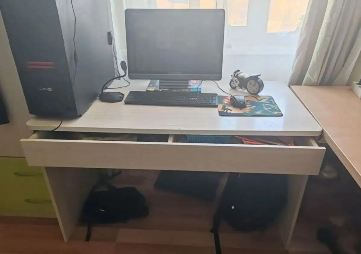 Продажа комплекта детской мебели срочно