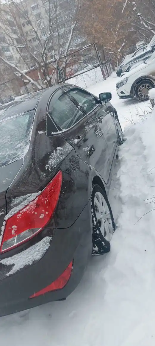 Машина 2015 года в очень хорошем состоянии