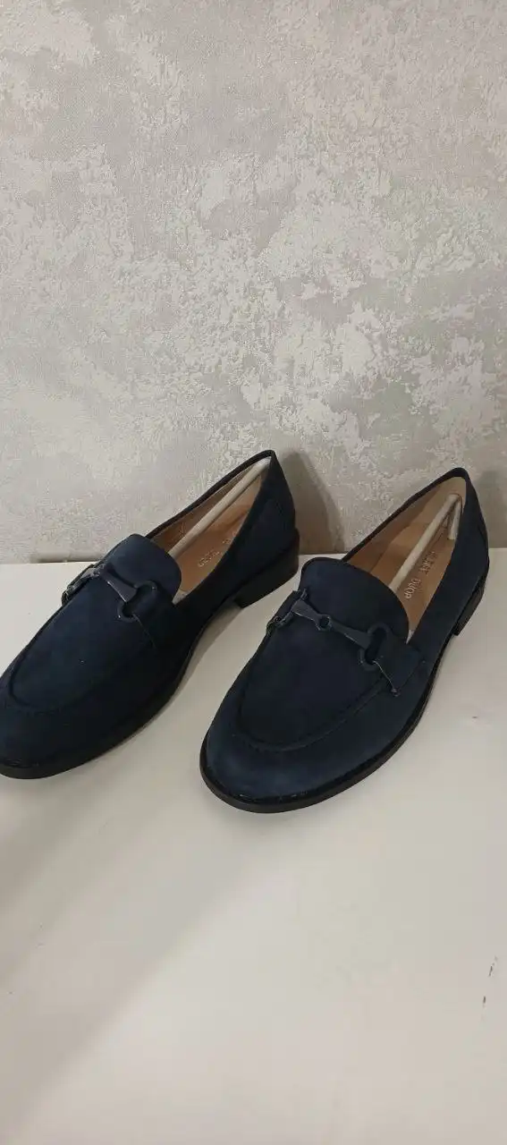 Оригинальная обувь Adidas новая в коробках