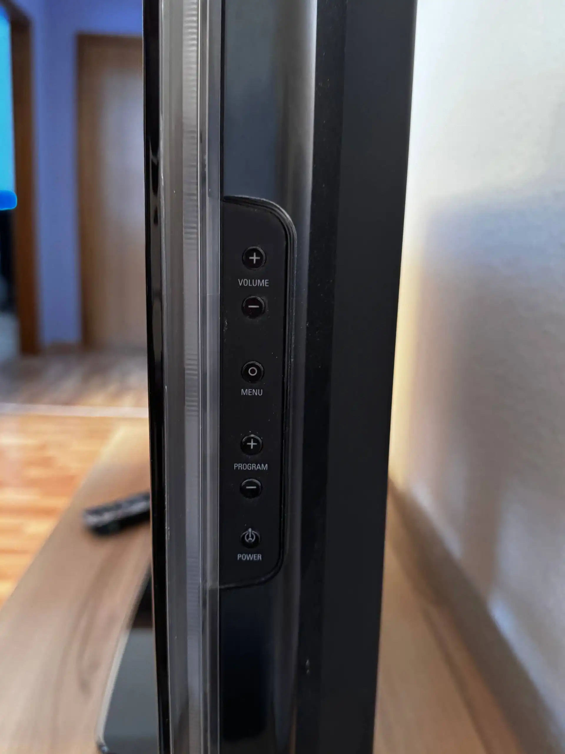 Продам телевизор Philips 32PFL5403S/60