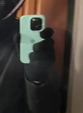 Пропал iPhone 15 Pro 256GB синий титан