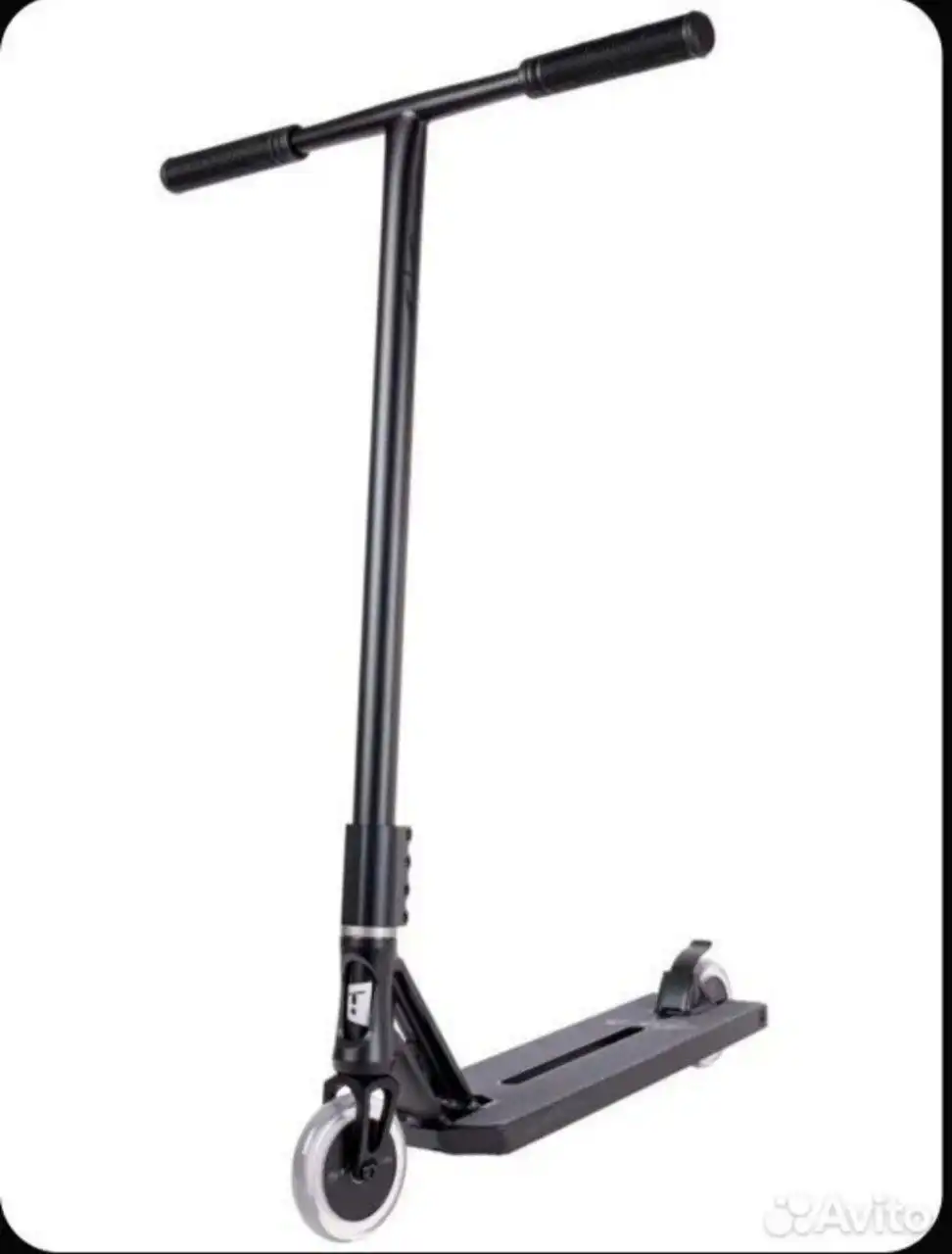 Продажа детских товаров: костюм, сапоги, коляска, самокат