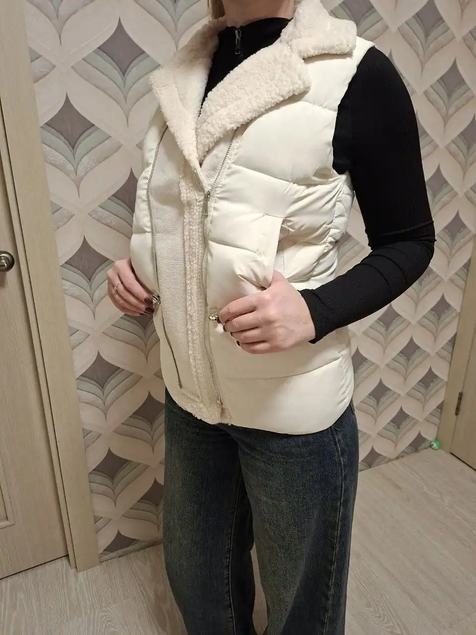 Жилетка новая размер 44