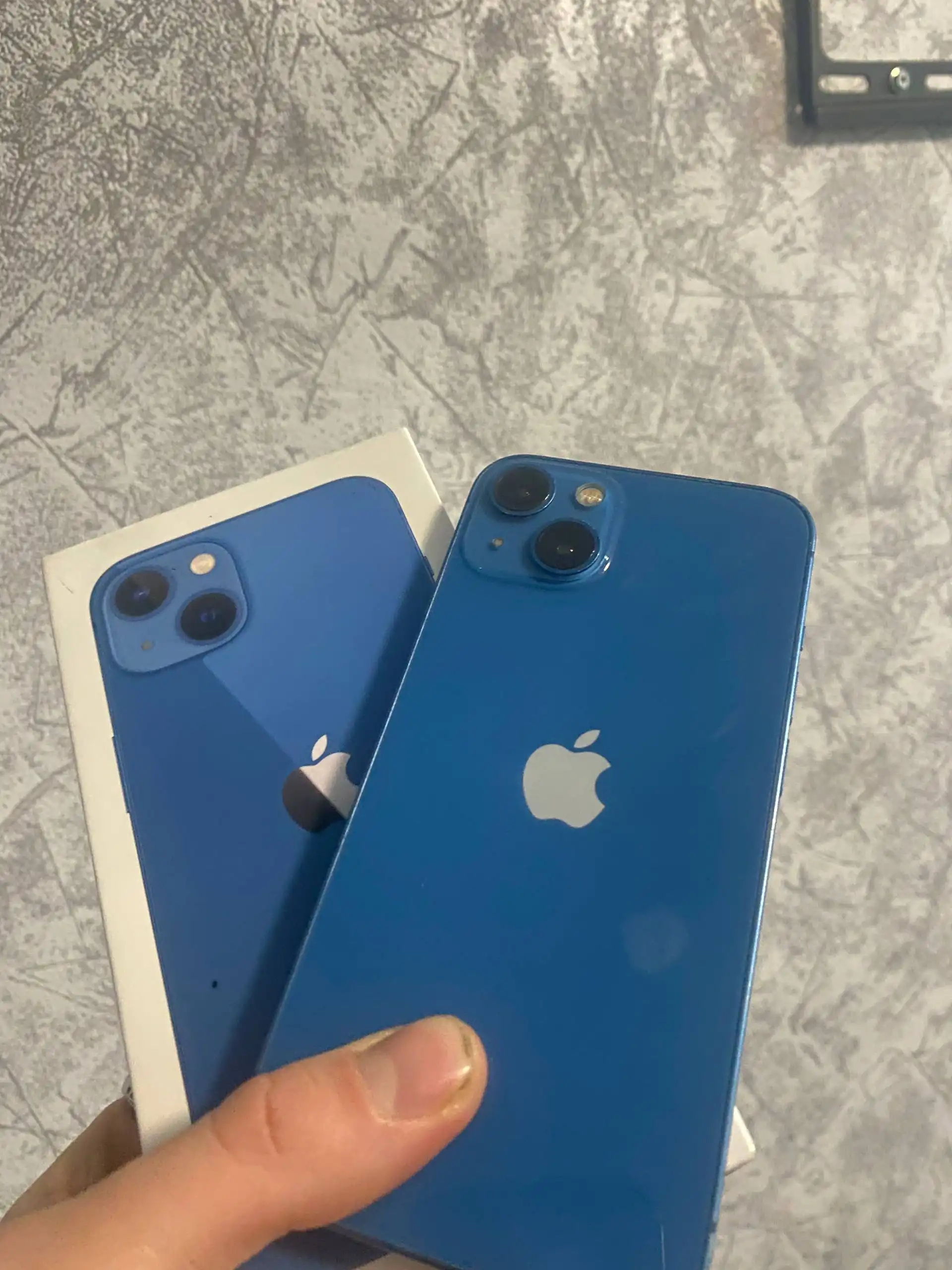 Айфон 13 128гб с заменой дисплея и новым аккумулятором