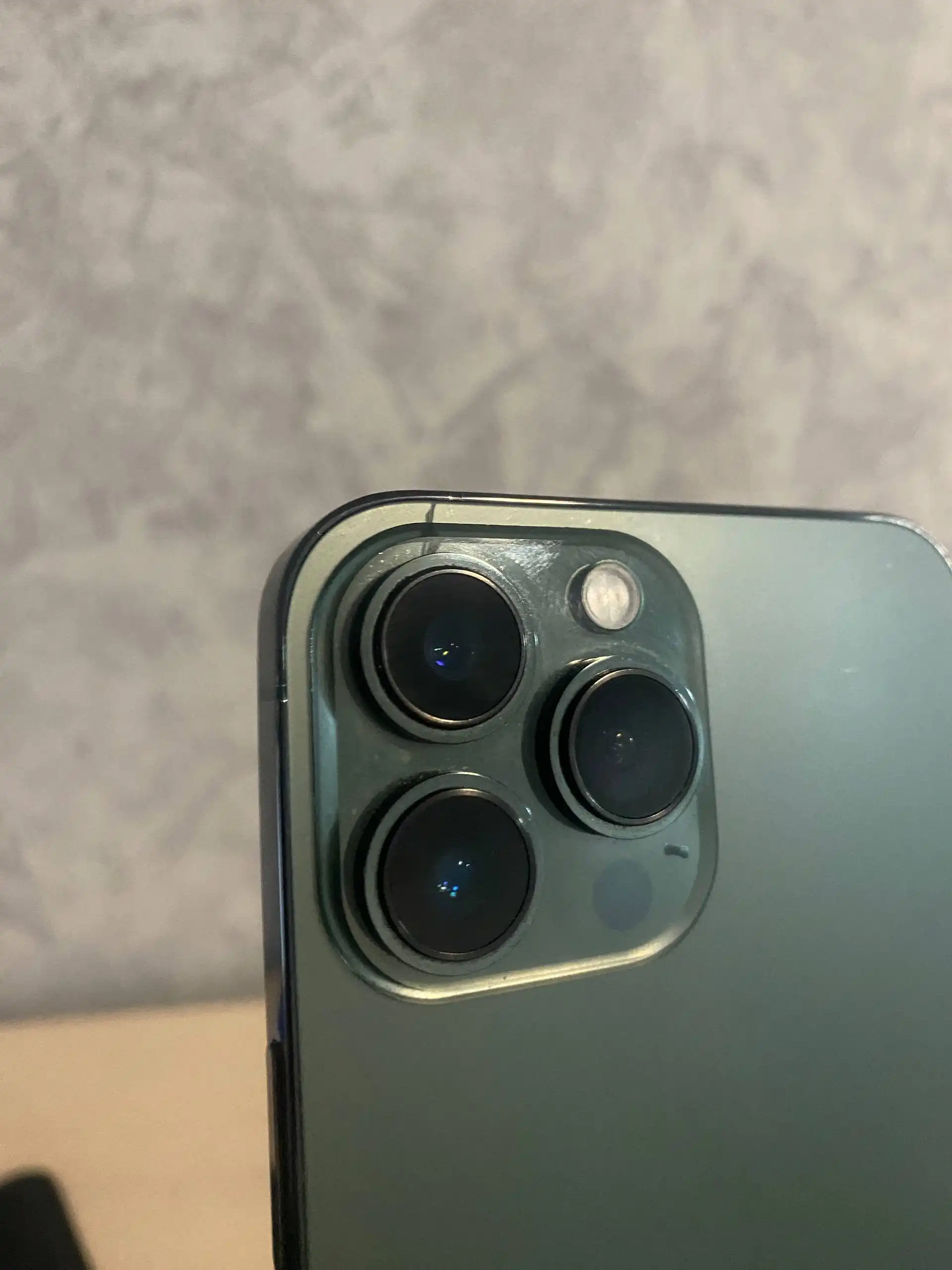 Apple iPhone 13 Pro Max 256 ГБ с заменённым дисплеем