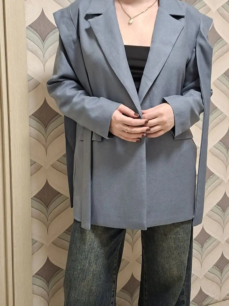 Пиджак новый с биркой размер 44 - Верхняя одежда (Одежда) в Екатеринбург