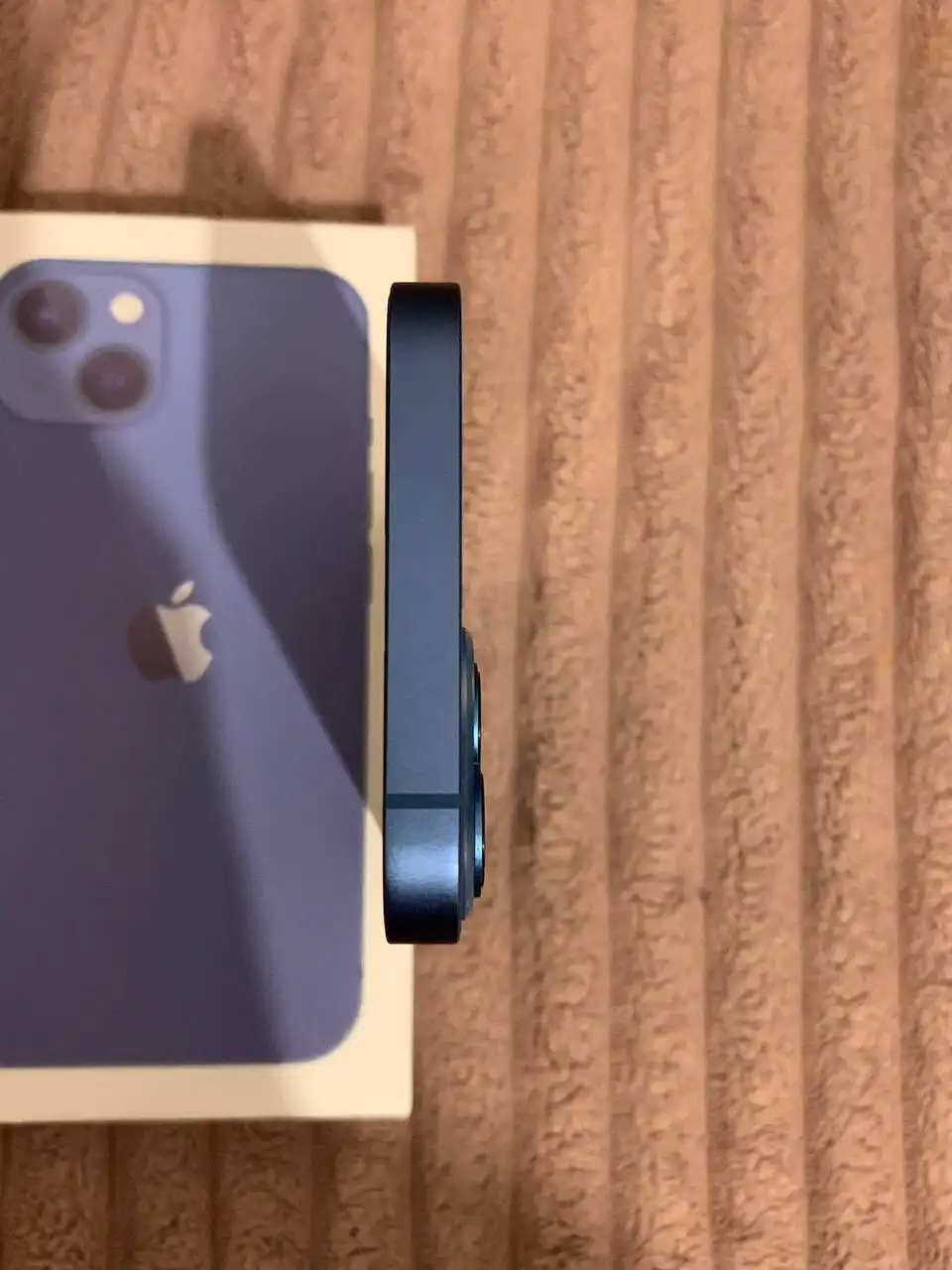 Продам Айфон 13 в идеальном состоянии - Смартфоны (Электроника) в Екатеринбург