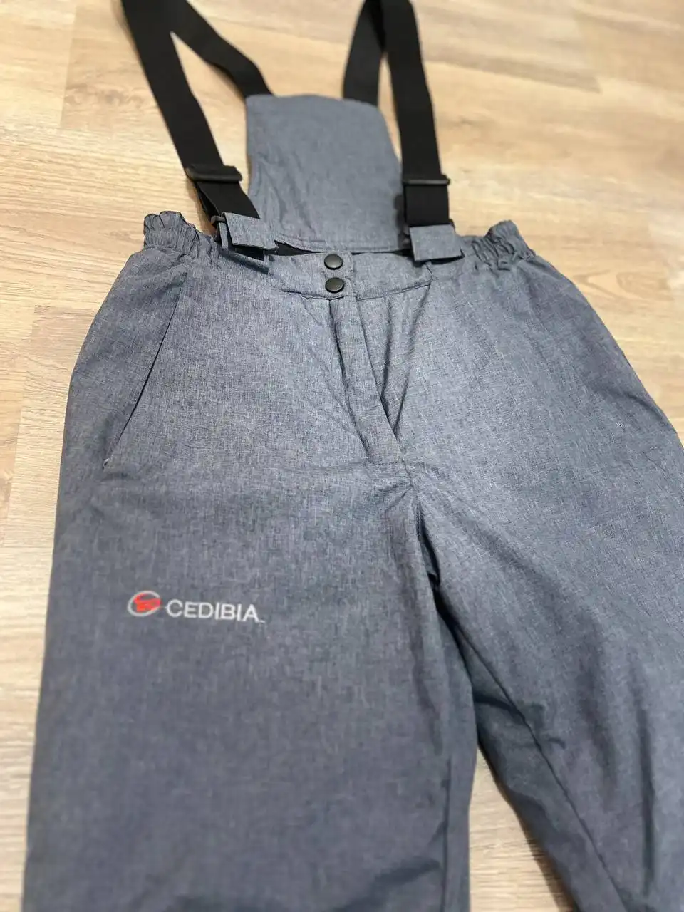 Женский горнолыжный костюм - Спортивная одежда (Одежда) в Екатеринбург