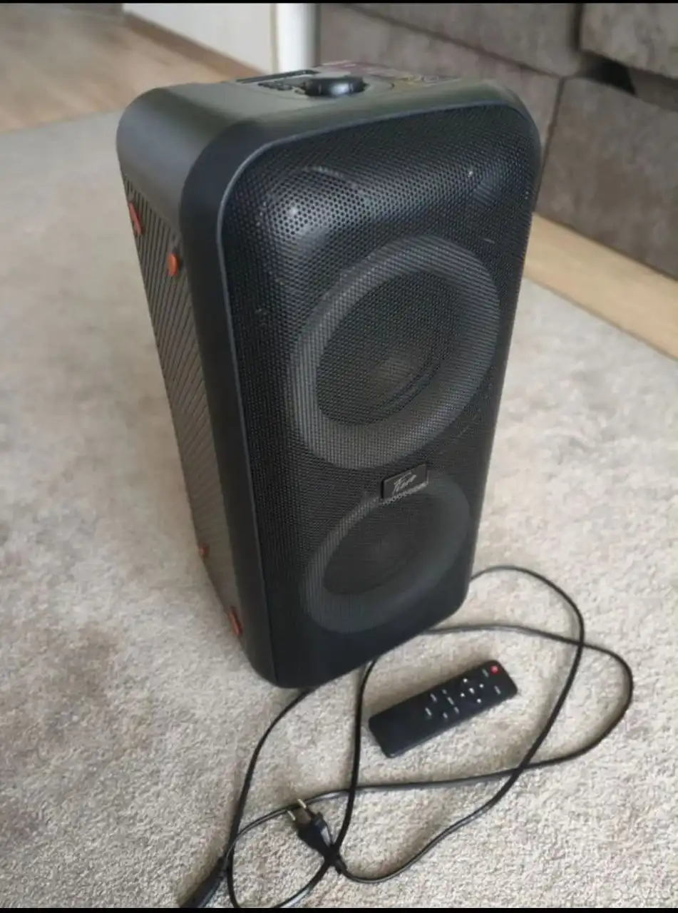 Колонка с Bluetooth, aux, USB, радио в отличном состоянии - Аудиотехника (Электроника) в Екатеринбург