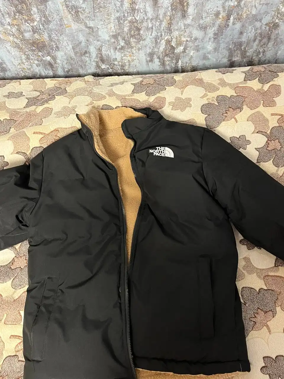 Одежда размер 42-44 - Одежда в Екатеринбург