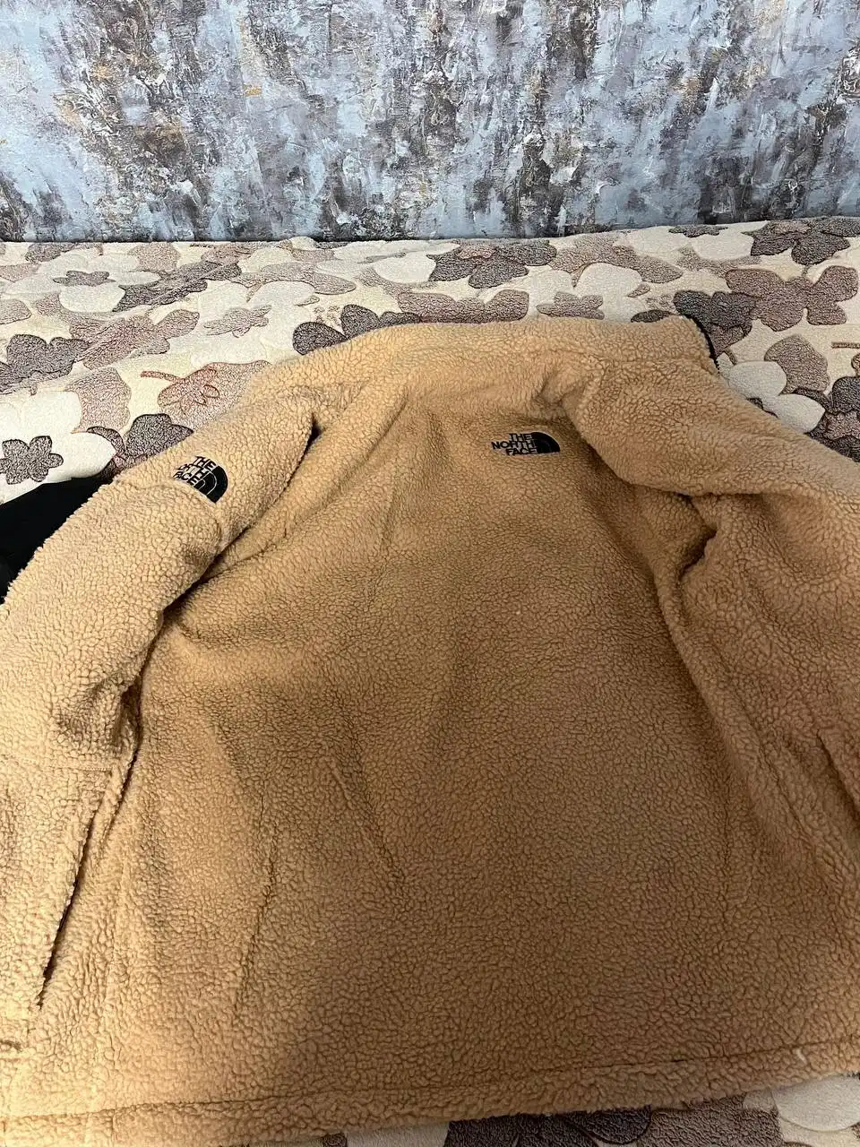 Одежда размер 42-44 - Одежда в Екатеринбург