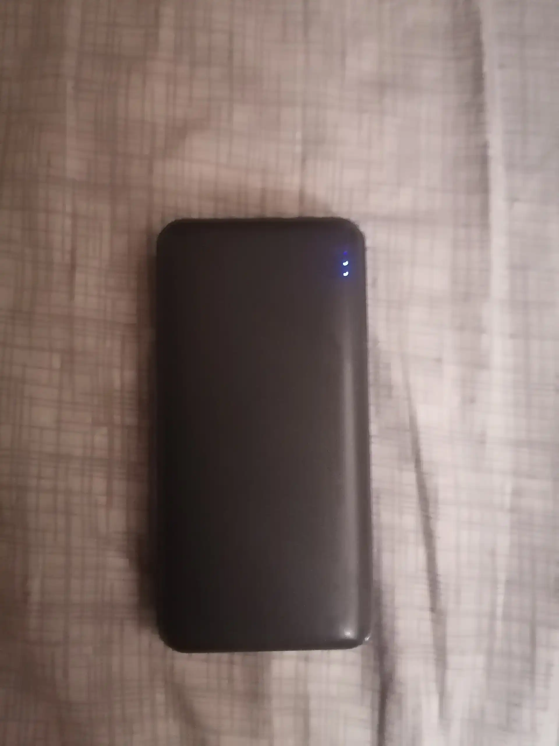 Продам потрясающие переносные аккумуляторы повербанки - Аккумуляторы и зарядные устройства (Электроника) в Екатеринбург