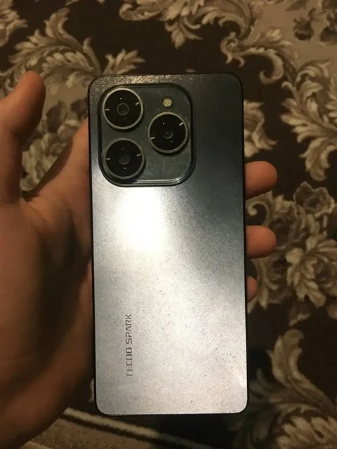 Продам смартфон Techno Spark 20 Pro - Электроника в Екатеринбург
