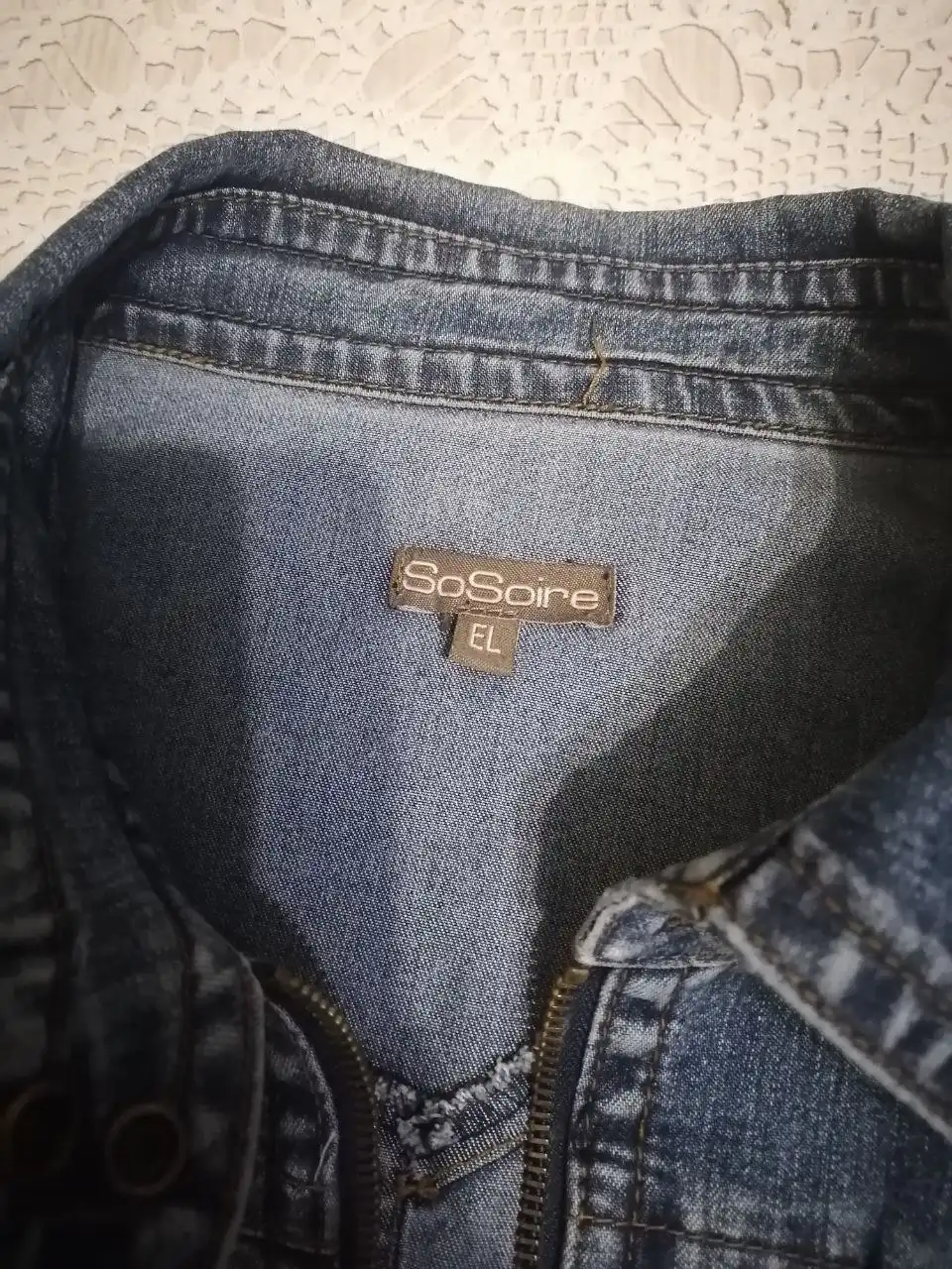 Продам короткий женский пиджак размер 48 (L) - Верхняя одежда (Одежда) в Екатеринбург