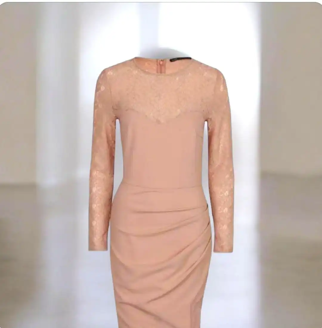 Продам жилет, платье-футляр и вечернее платье 44 размера - Женская одежда (Одежда) в Екатеринбург