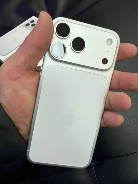 Iphone 17 pro 512gb в идеальном состоянии - Планшеты в Екатеринбург