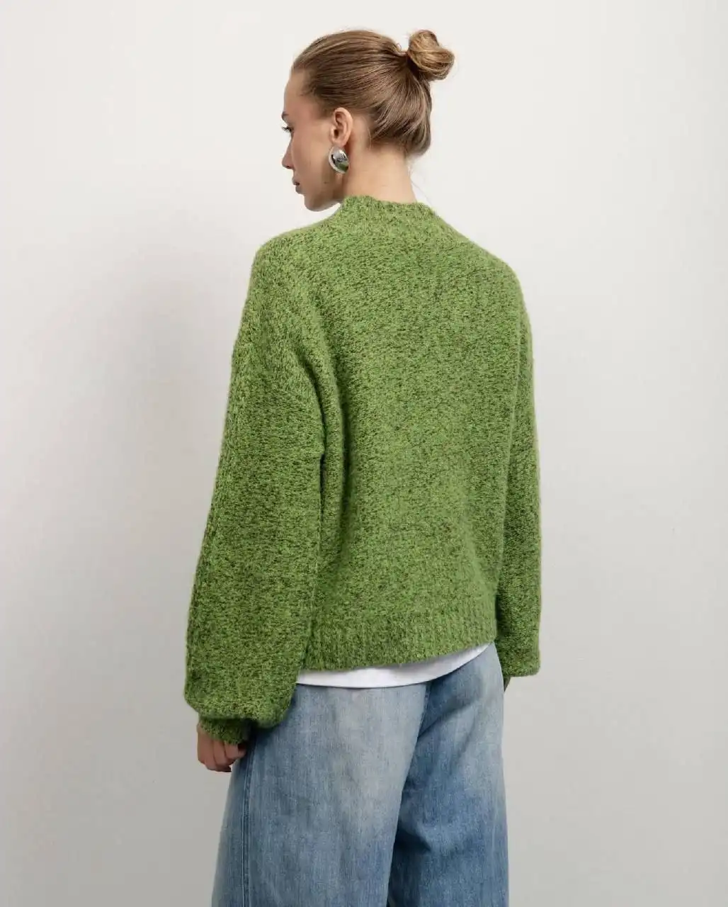 Свитер из Кореи, размер 44-48 - Верхняя одежда (Одежда) в Екатеринбург