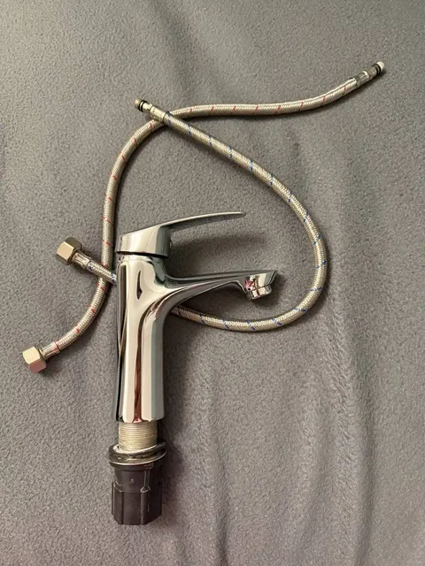 Смеситель для раковины Lemark б/у - Бытовая техника в Екатеринбург