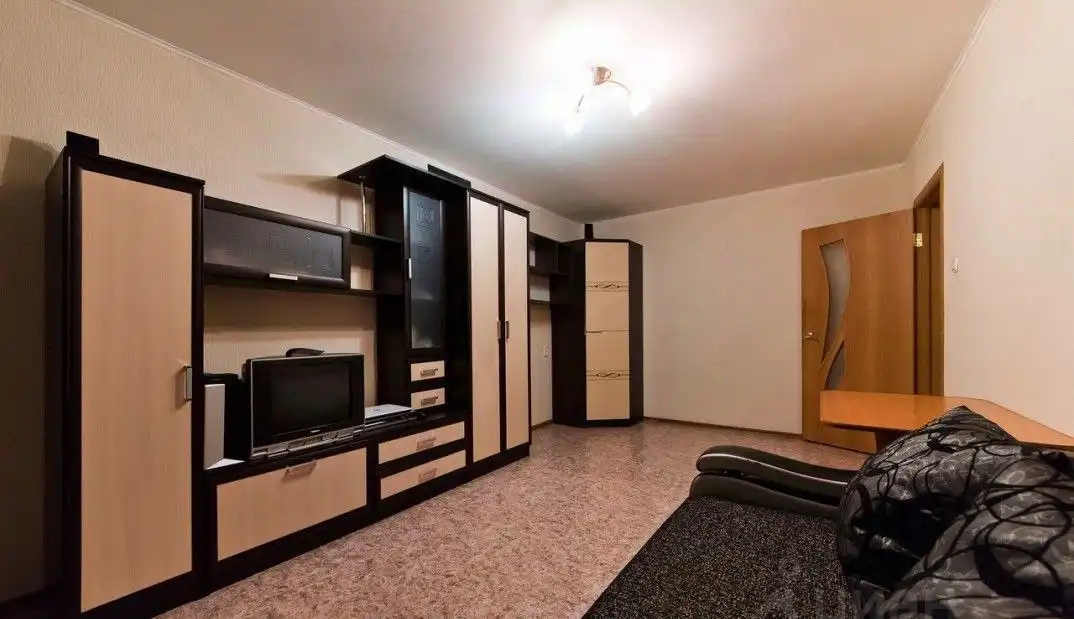 Сдам квартиру посуточно - Аренда квартир (Недвижимость) в Екатеринбург