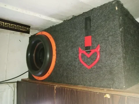 Продам саб с усилителем - Аудиотехника в Екатеринбург