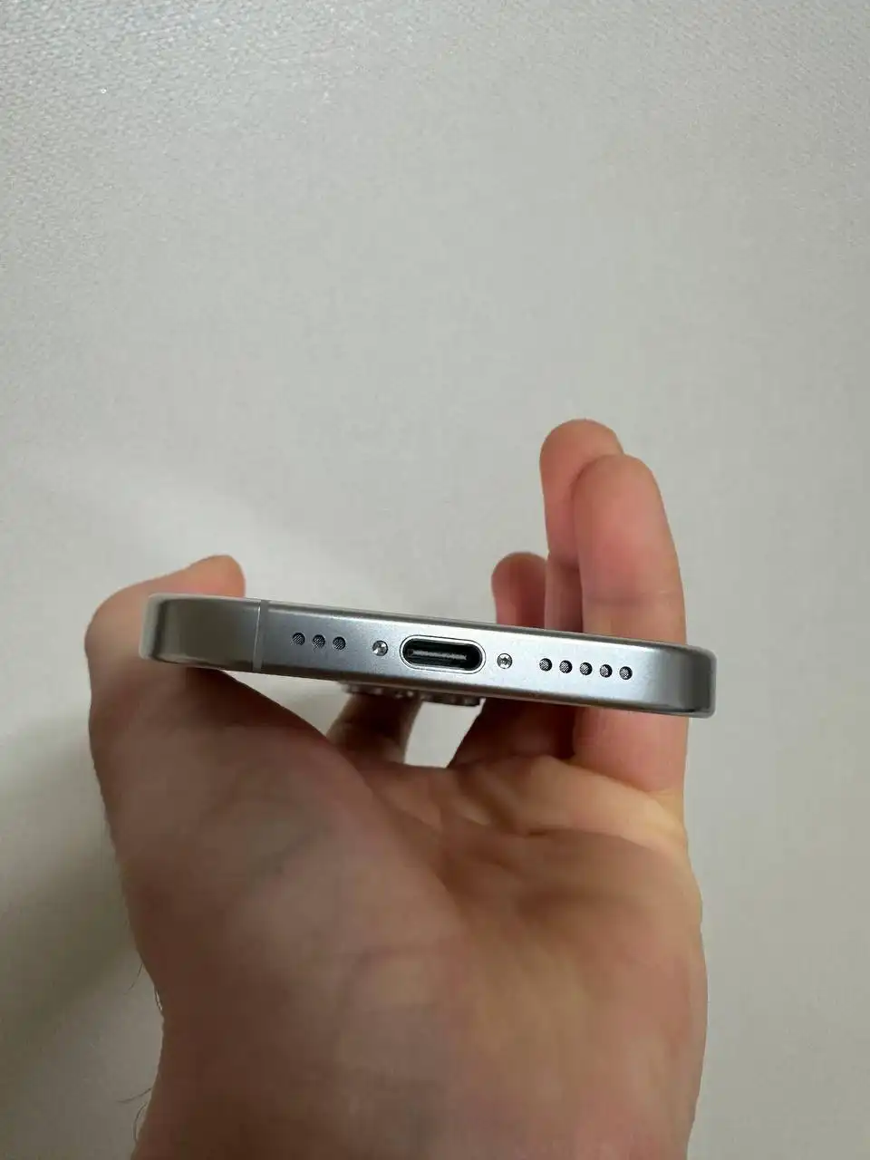 Продам iPhone 16 Pro 128GB - Смартфоны (Электроника) в Екатеринбург