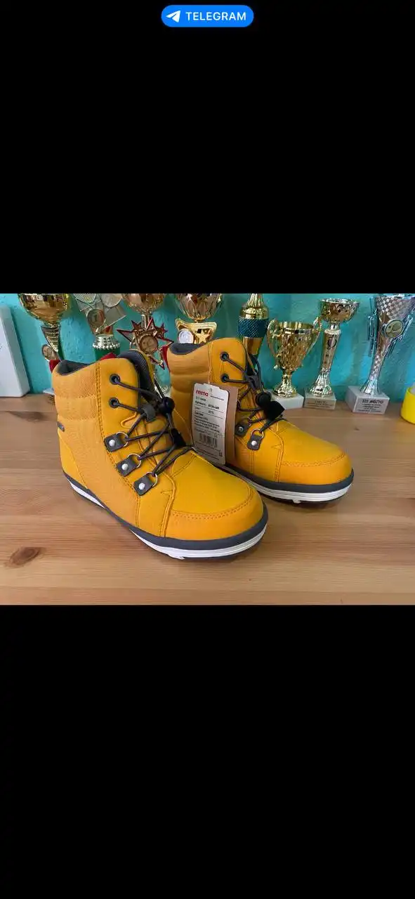 Продажа гитары Fender Stratocaster - Музыкальные инструменты (Хобби и отдых) в Екатеринбург