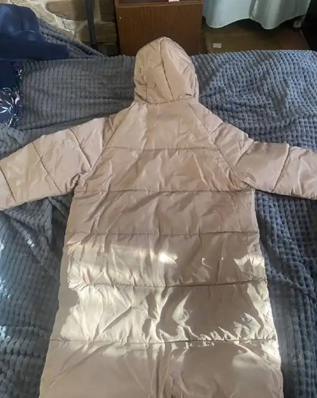 Продам теплый пуховик размер S - Верхняя одежда (Одежда) в Екатеринбург