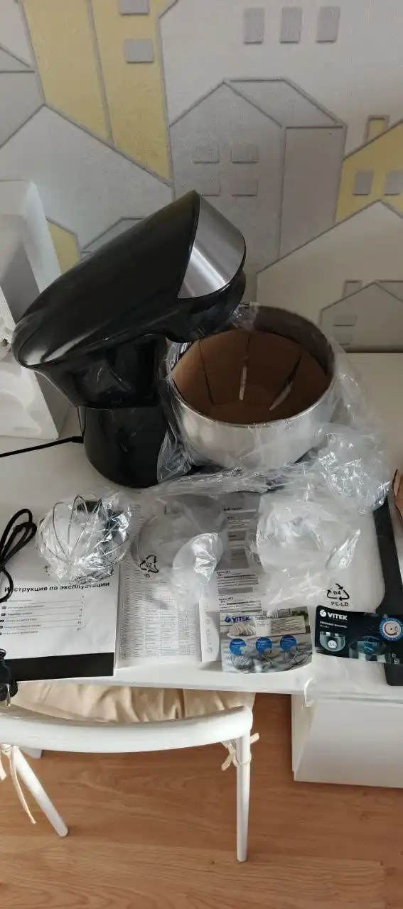 Продам планетарный миксер Vitek VT1445 - Кухонная техника (Электроника) в Екатеринбург