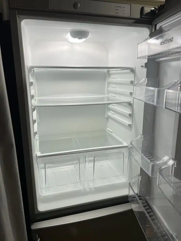 Бесплатный холодильник и стиральная машина в Екатеринбурге - Барахолка в Екатеринбург