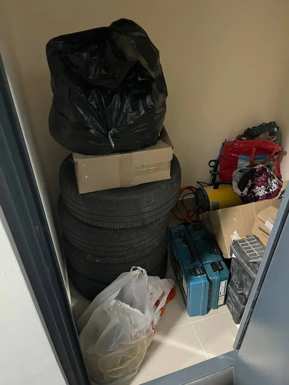 Сдача кладовой-колясочной в Екатеринбурге - Аренда кладовых (Недвижимость) в Екатеринбург