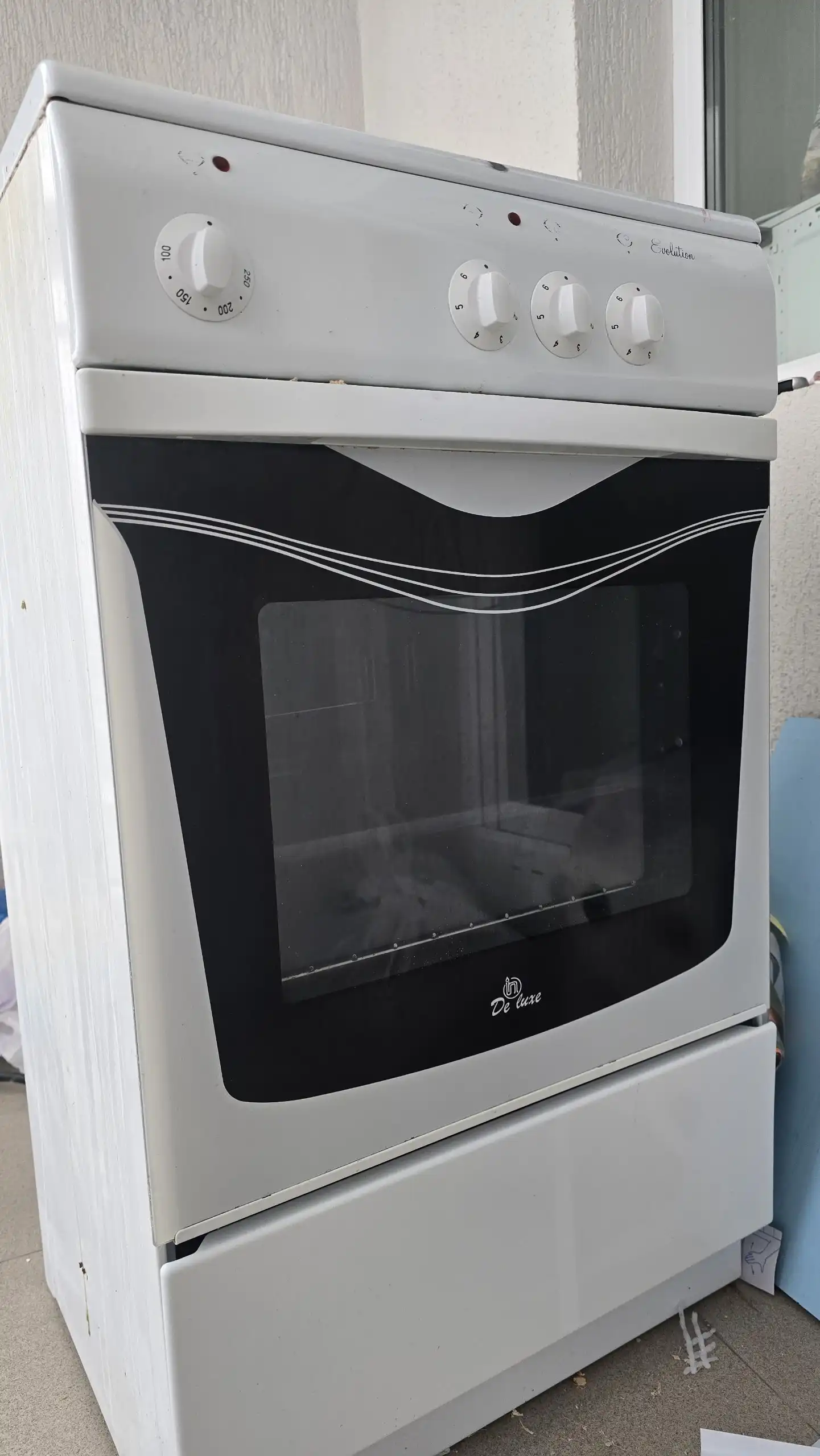 Стиральная машина и электрическая плита - Барахолка в Екатеринбург