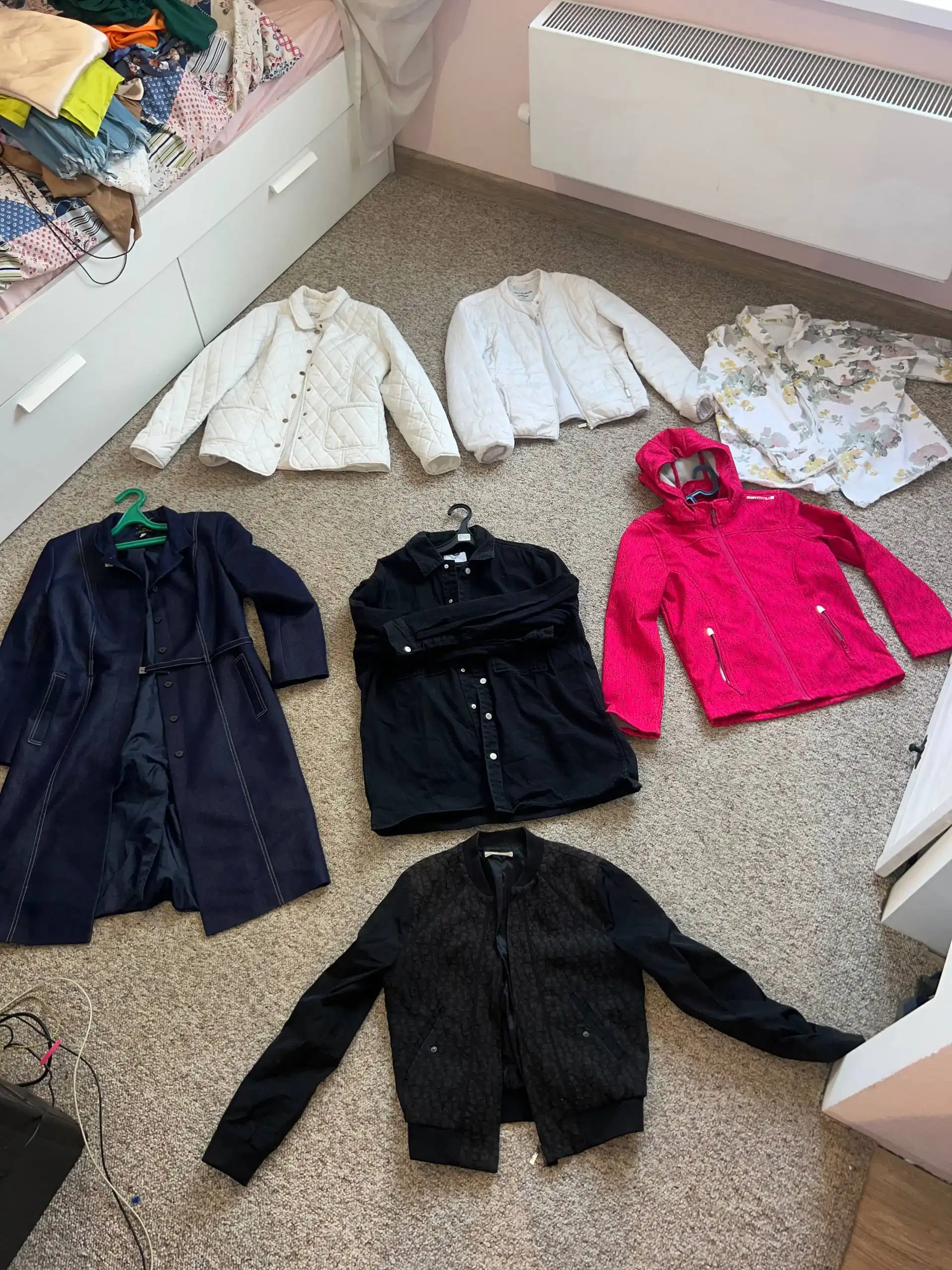 Продажа личных вещей перед переездом - Барахолка в Екатеринбург