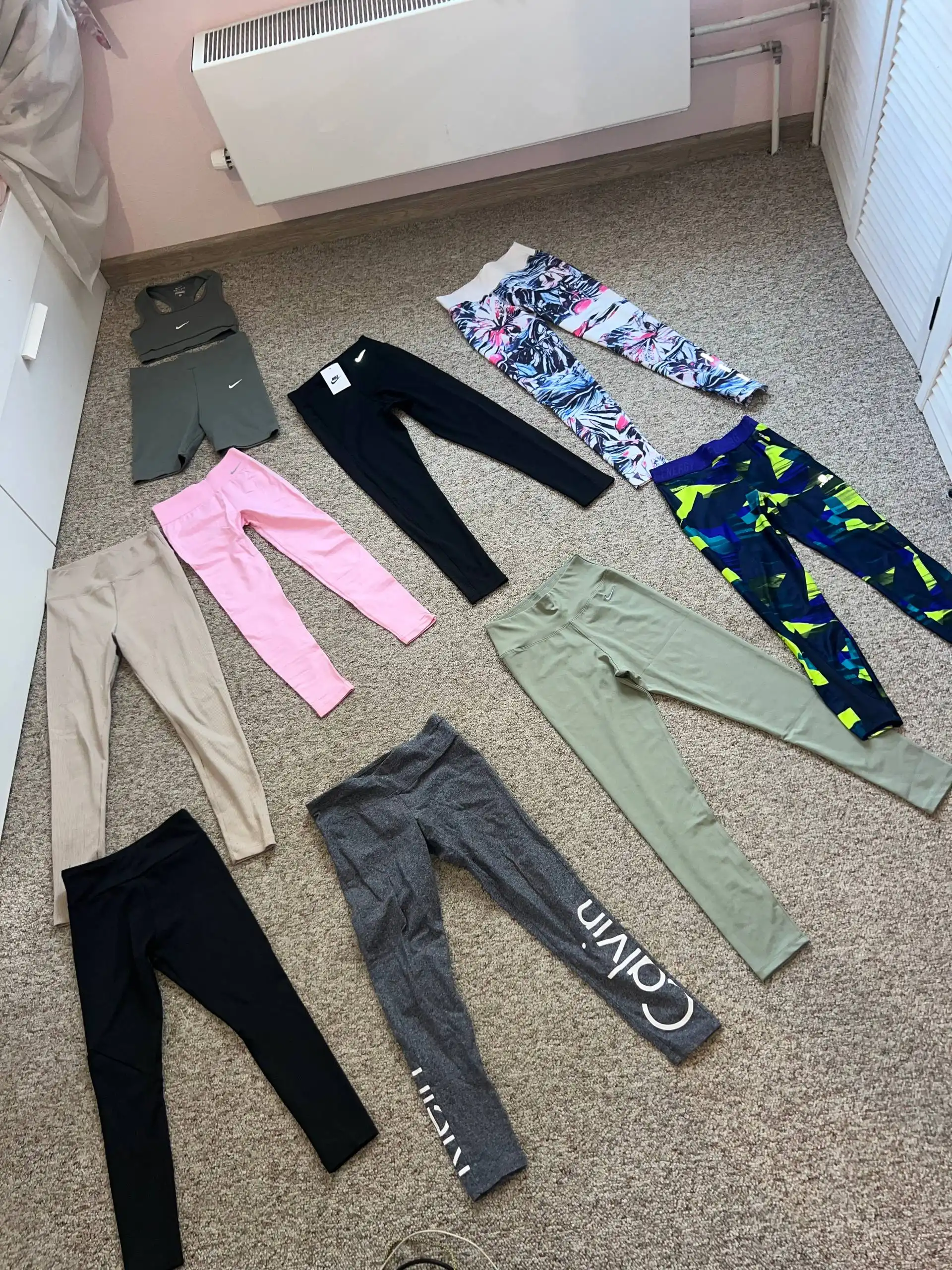 Продажа личных вещей перед переездом - Барахолка в Екатеринбург