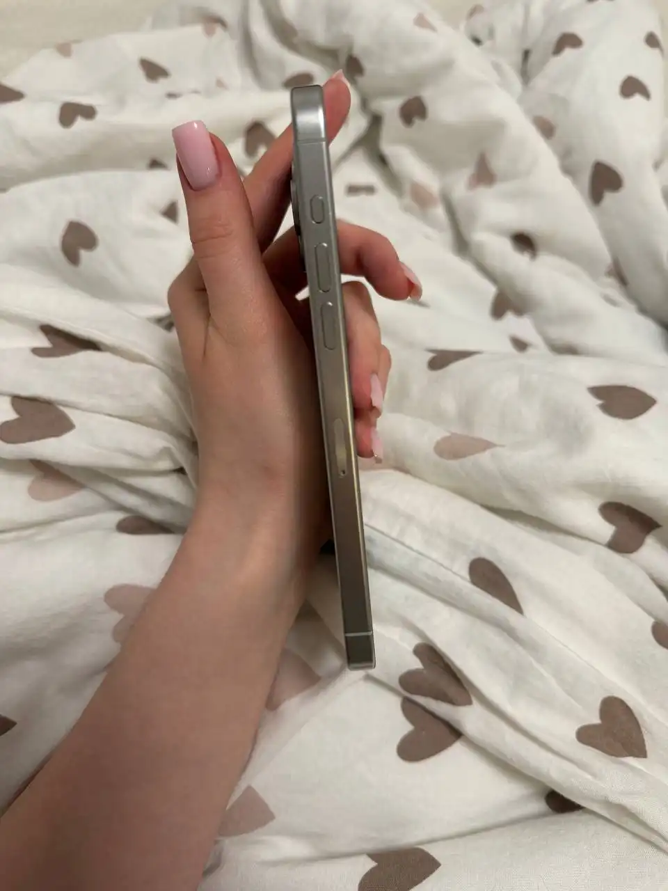 iPhone 15 Pro Max 1 ТБ белый - Смартфоны (Электроника) в Екатеринбург