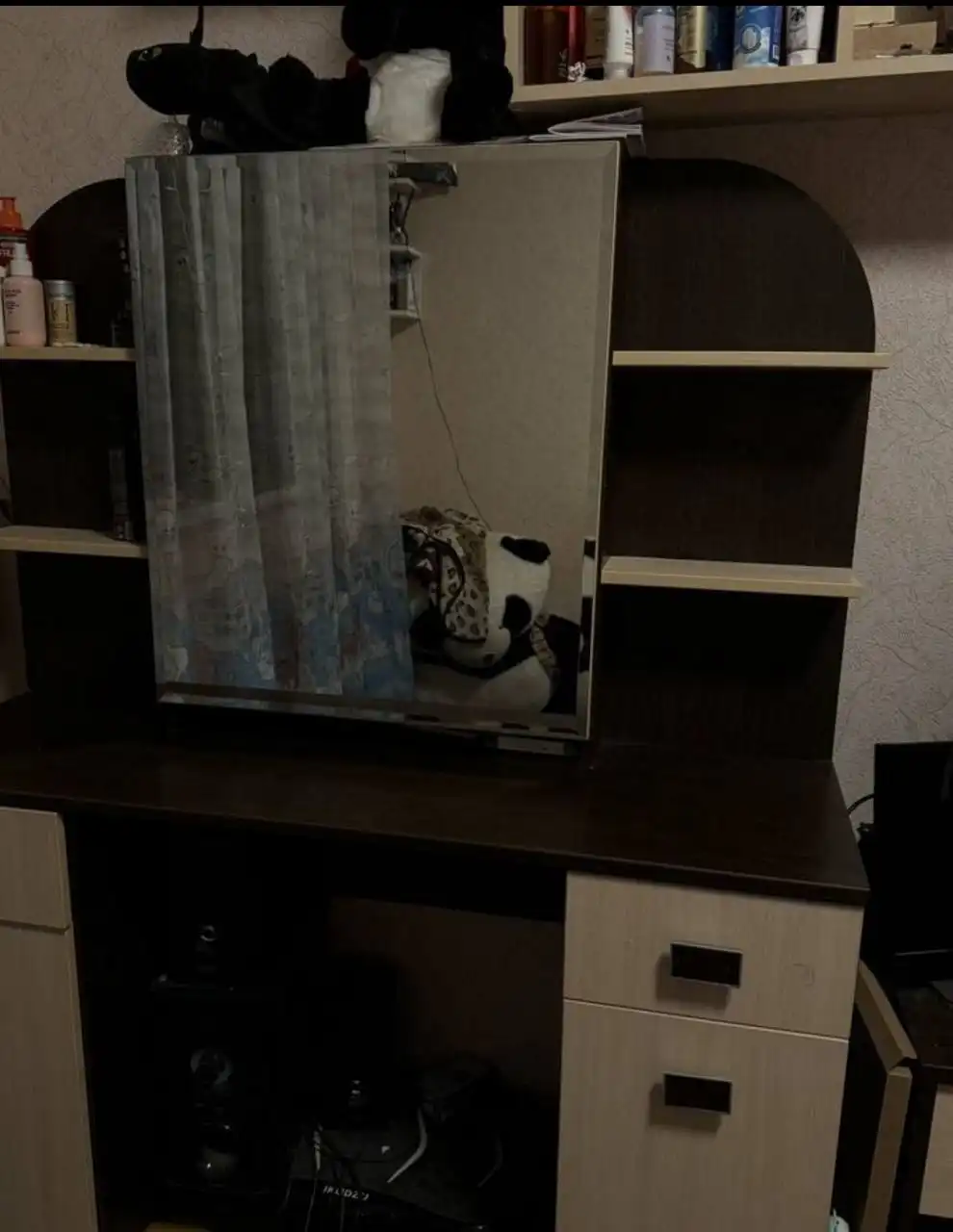 Туалетный столик б/у - Мебель (Барахолка) в Екатеринбург