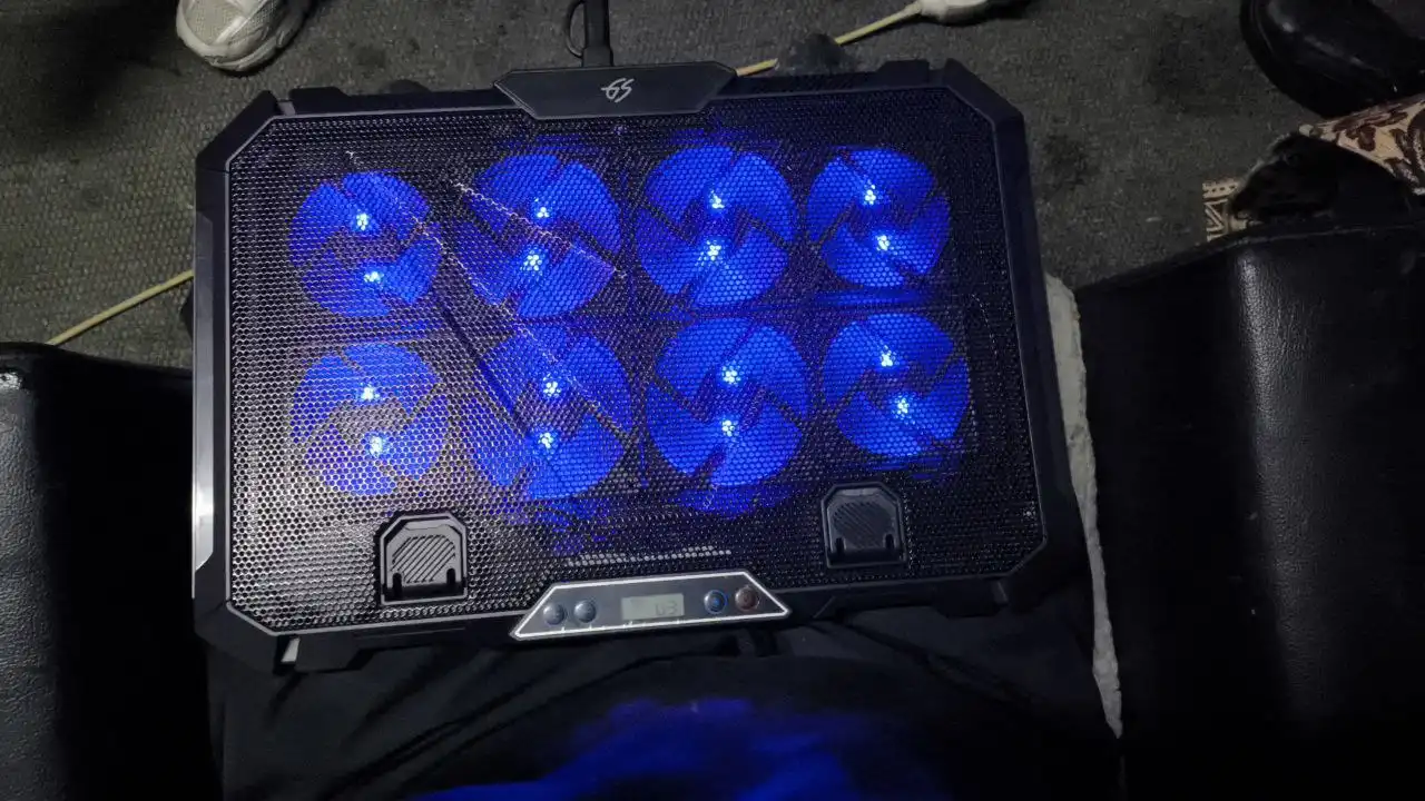 Система охлаждения для ноутбука - Аксессуары для компьютеров (Электроника) в Екатеринбург