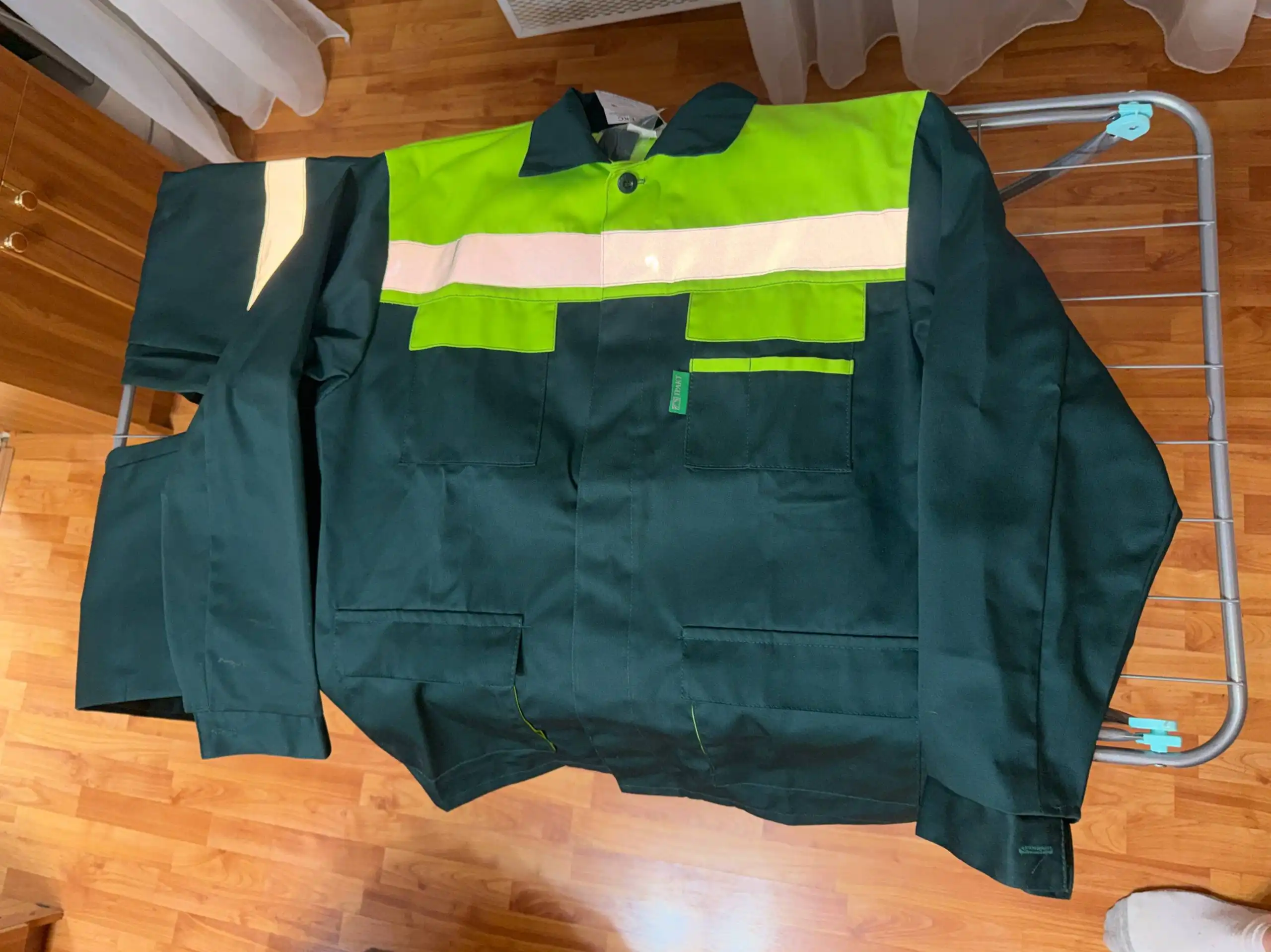 Продажа формы и каски - Барахолка в Екатеринбург