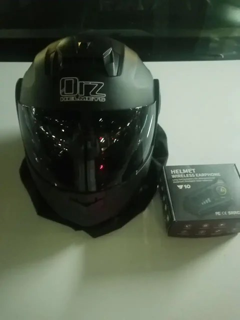 Продажа мотошлема с гарнитурой - Барахолка в Екатеринбург