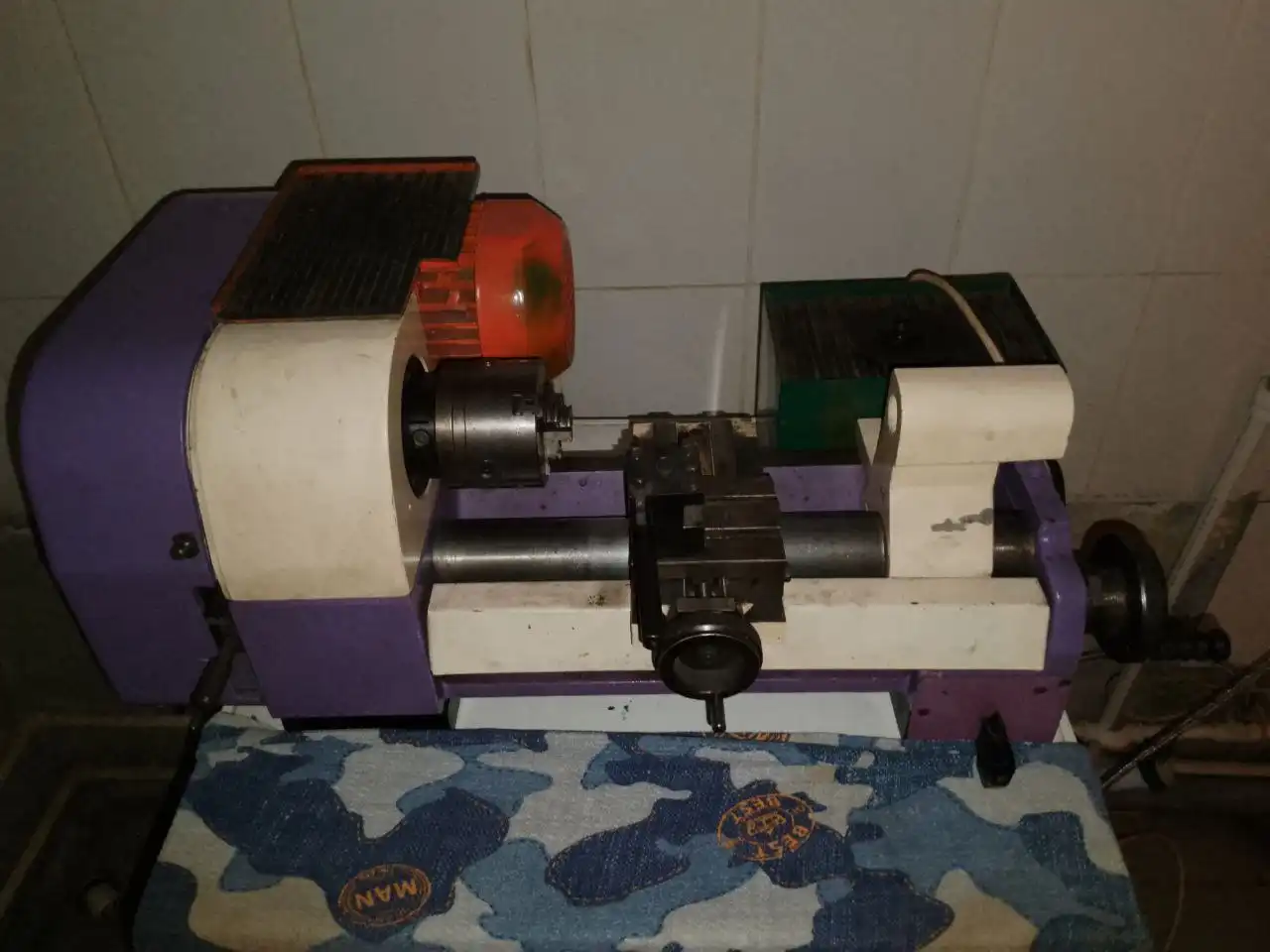 Продам токарный станок Универсал российского производства - Оборудование (Барахолка) в Екатеринбург