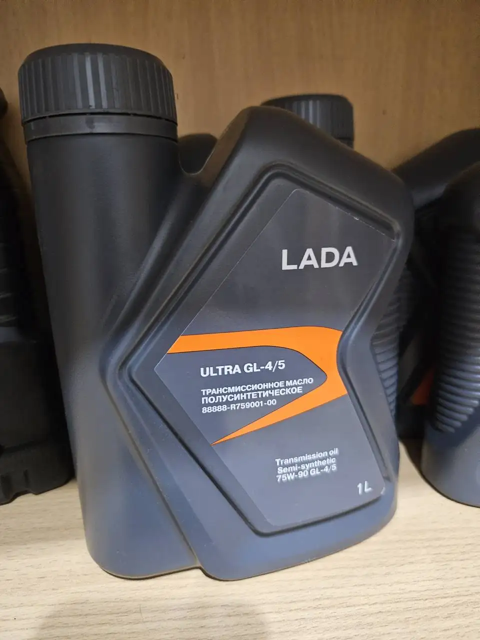 Продажа технических жидкостей для авто - Автохимия и жидкости (Запчасти) в Екатеринбург