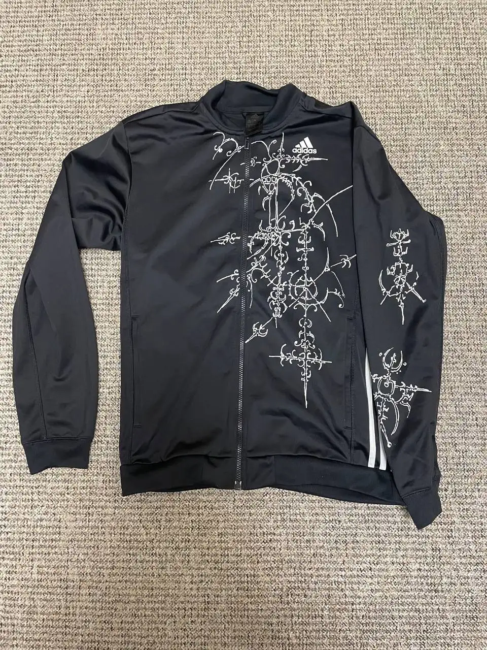 Продажа кофт/олимпиек - Верхняя одежда (Одежда) в Екатеринбург