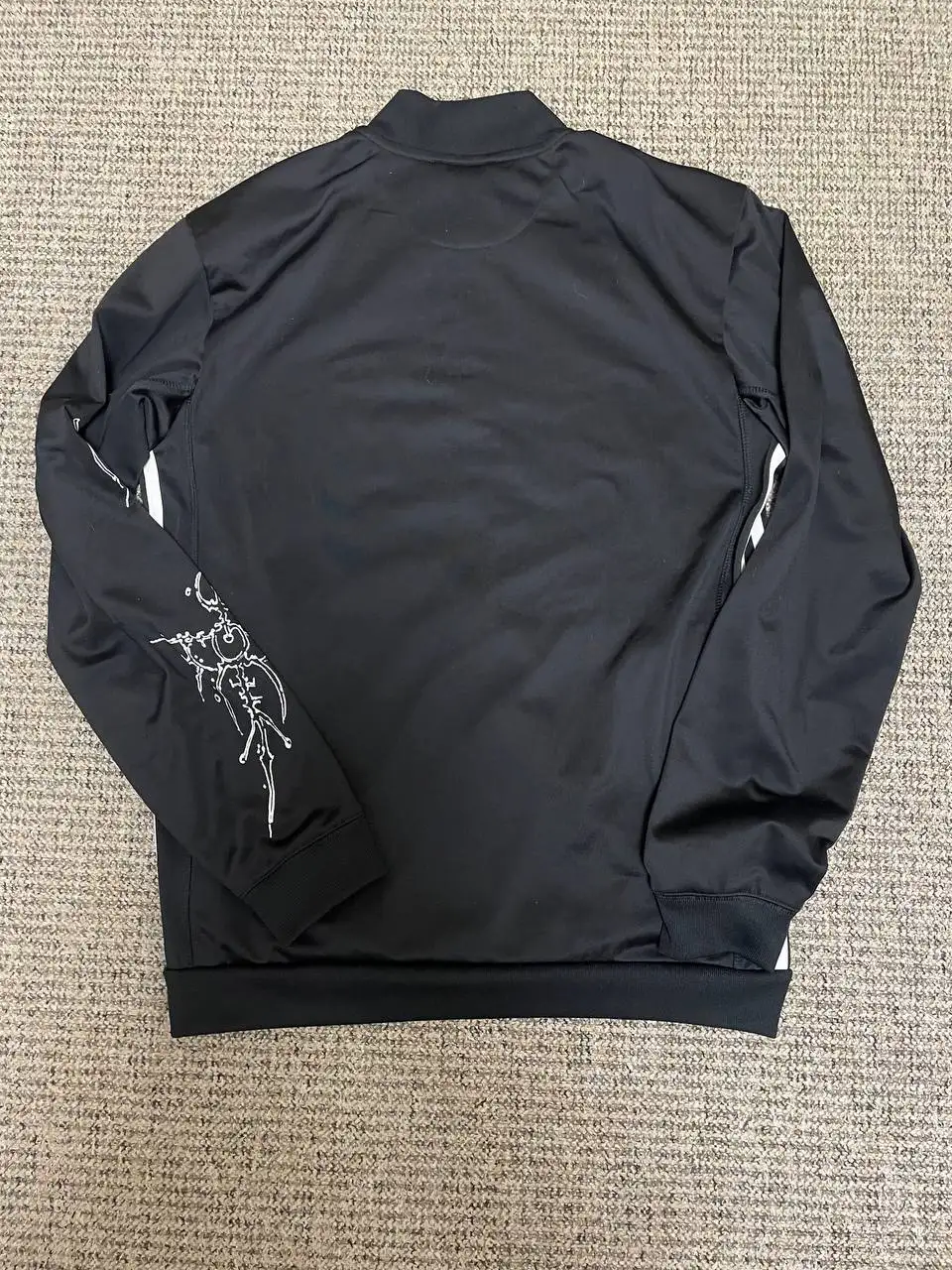 Продажа кофт/олимпиек - Верхняя одежда (Одежда) в Екатеринбург