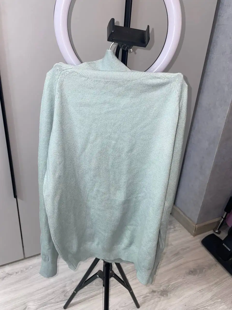 Продажа женской одежды размеров 44-46 - Женская одежда (Одежда) в Екатеринбург