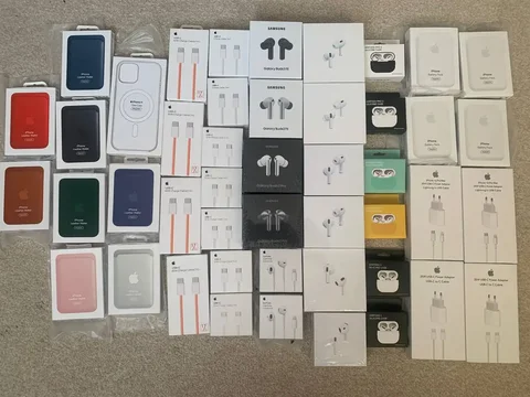 Продажа адаптеров питания и аксессуаров для техники Apple - Бытовая техника для волос в Казань