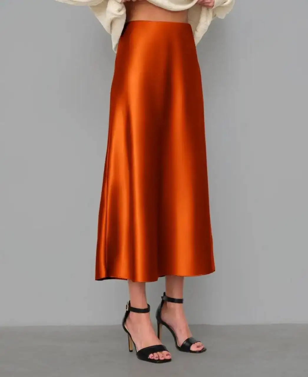 Продам шелковые юбочки новые 44 размер - Юбки (Одежда) в Екатеринбург