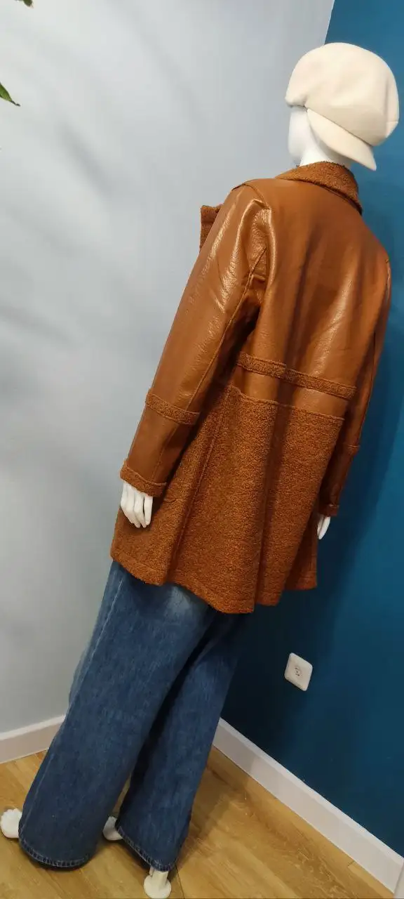 Двухстороннее пальто на теплую погоду размер 46 - Верхняя одежда (Одежда) в Екатеринбург