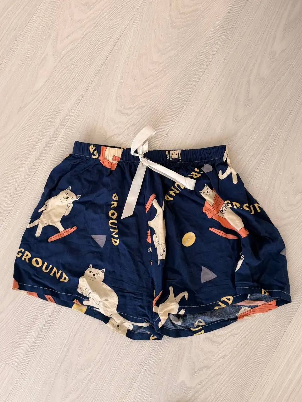 Одежда размер 42-44 - Одежда в Екатеринбург