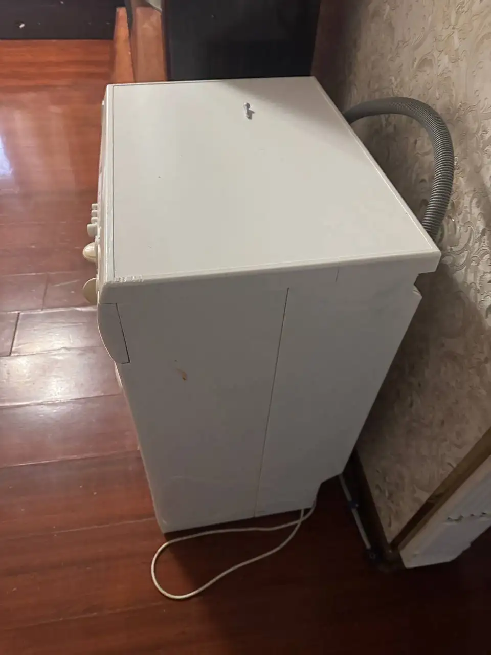 Стиральная машинка полностью рабочие - Барахолка в Екатеринбург