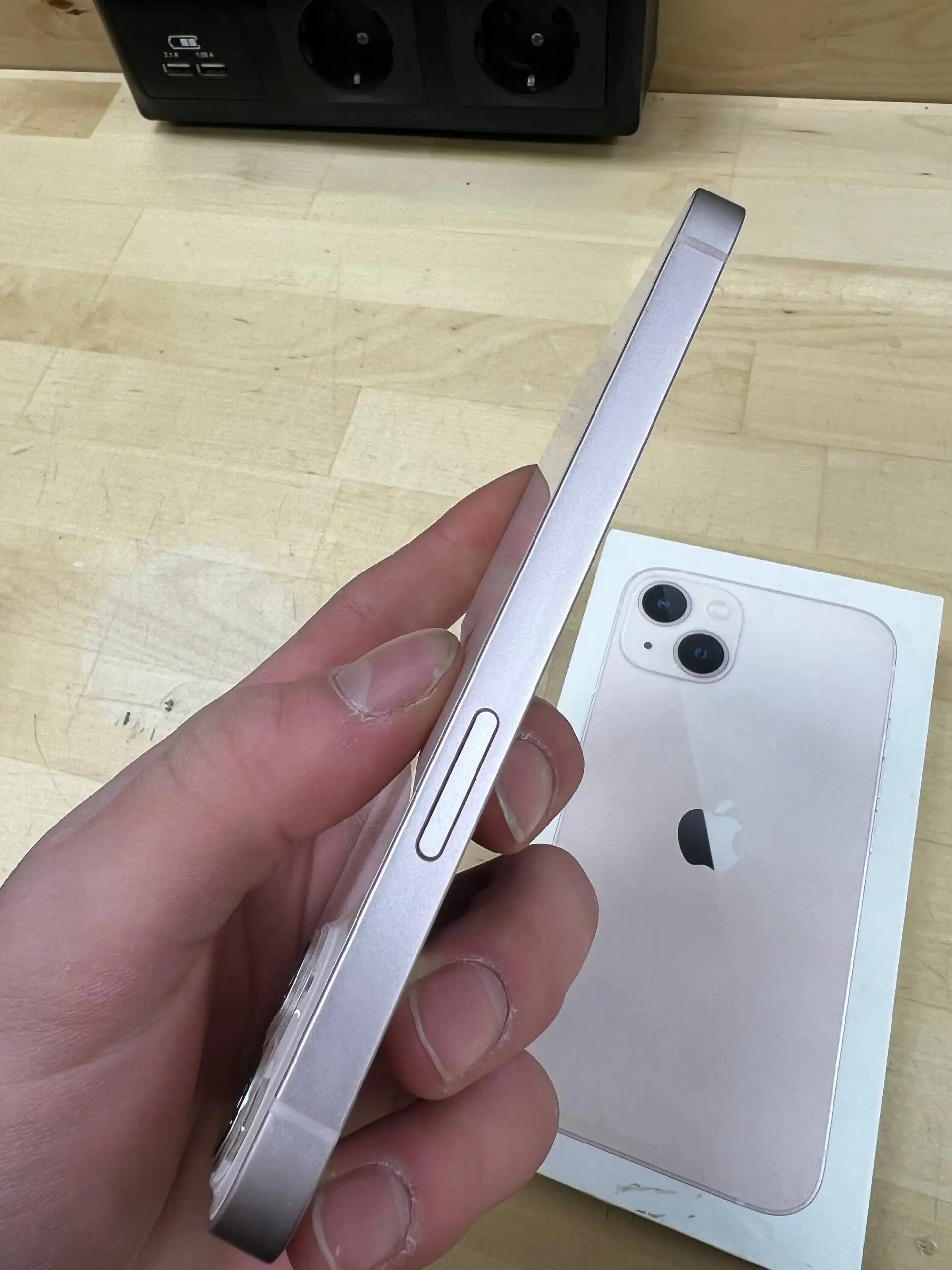 Продам iPhone 13 розовый 128гб - Смартфоны (Электроника) в Екатеринбург